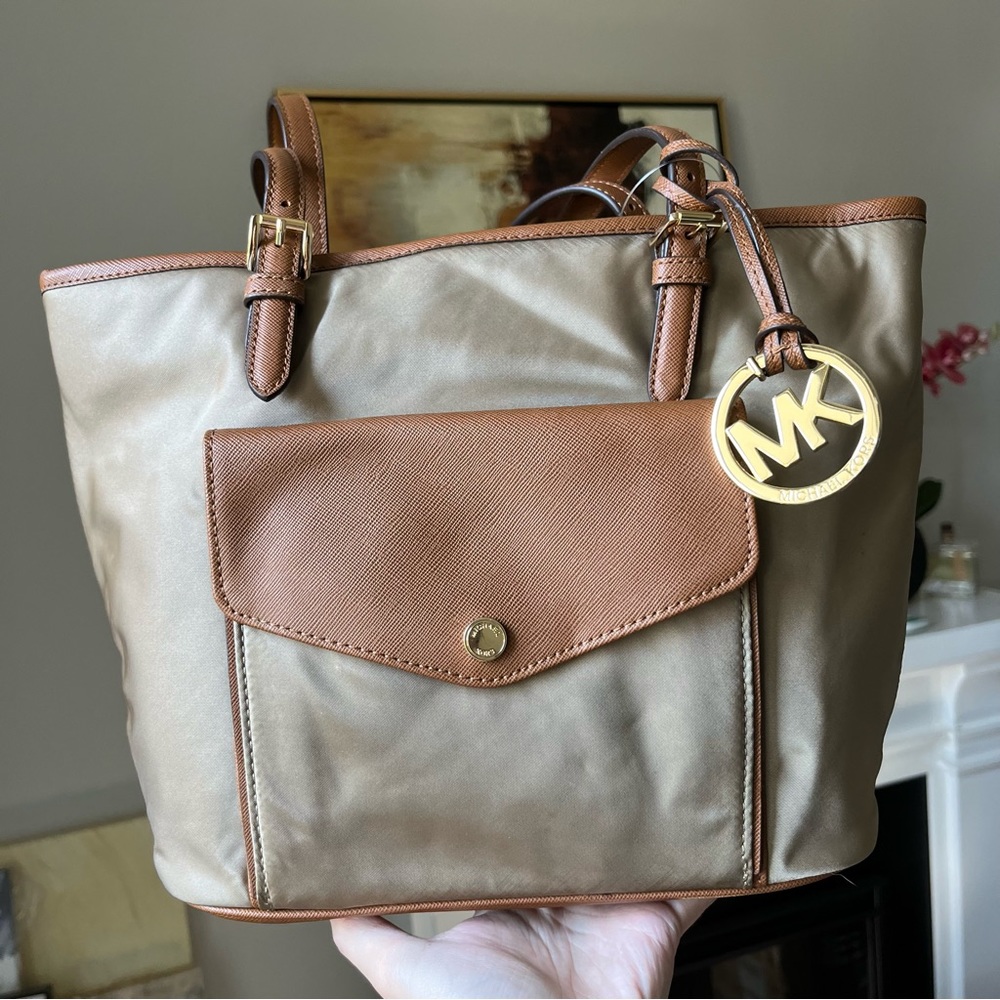 NWT Michael Kors Jet Set Nylon Medium Front Pocket Logo Tote Bag Purse Dusk